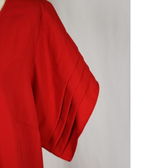 NWOT City Chic Berry Red Bell Sleeve Tunic Size 20 - Picture 7 of 10